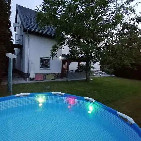 Appartement In 19405 *