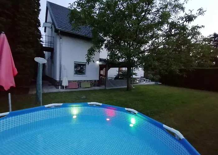 Appartement In 19405 *